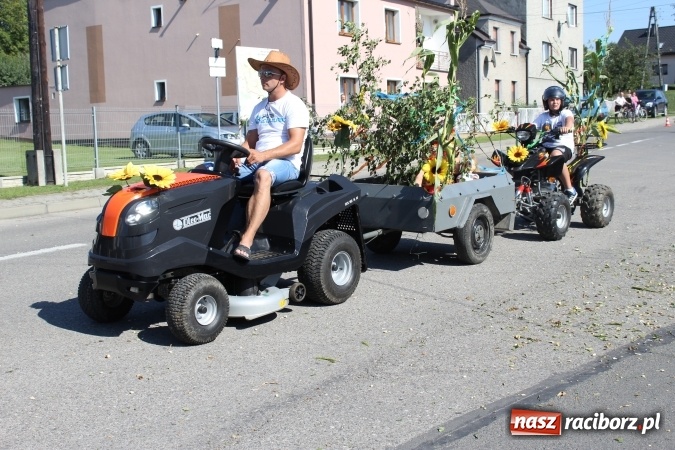 Zdjęcie w galerii na portalu naszraciborz.pl: Dożynki 2016. Owsiszcze i Nowa Wioska świętują razem wiadomości z regionu