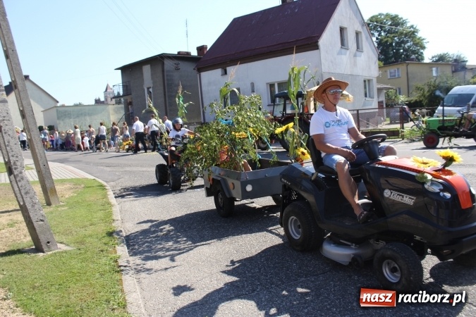 Zdjęcie w galerii na portalu naszraciborz.pl: Dożynki 2016. Owsiszcze i Nowa Wioska świętują razem wiadomości z regionu