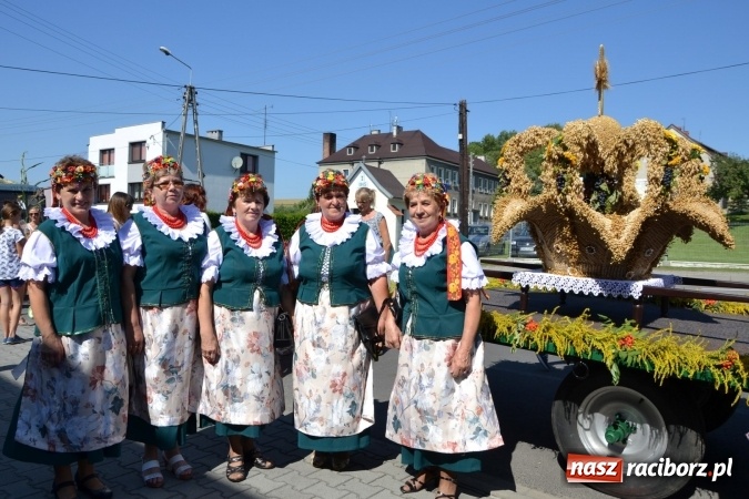 Zdjęcie w galerii na portalu naszraciborz.pl: Dożynki 2016. Owsiszcze i Nowa Wioska świętują razem wiadomości z regionu