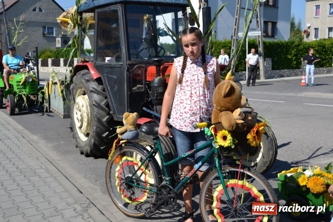 Zdjęcie w galerii na portalu naszraciborz.pl: Dożynki 2016. Owsiszcze i Nowa Wioska świętują razem wiadomości z regionu