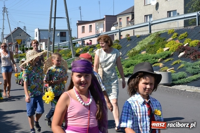Zdjęcie w galerii na portalu naszraciborz.pl: Dożynki 2016. Owsiszcze i Nowa Wioska świętują razem wiadomości z regionu