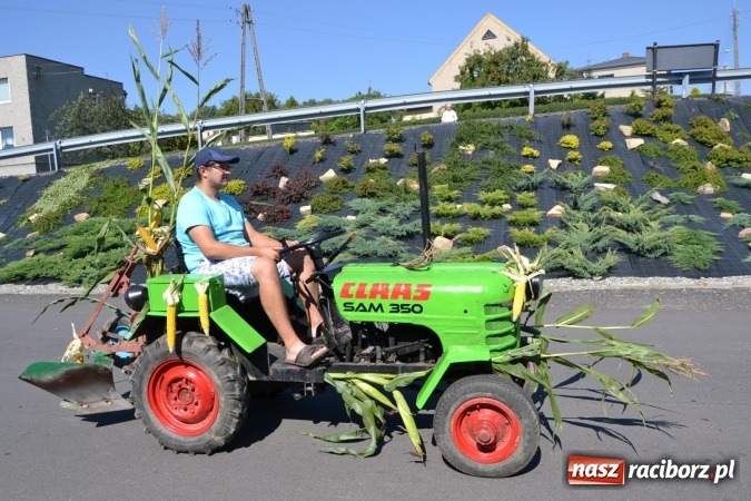Zdjęcie w galerii na portalu naszraciborz.pl: Dożynki 2016. Owsiszcze i Nowa Wioska świętują razem wiadomości z regionu