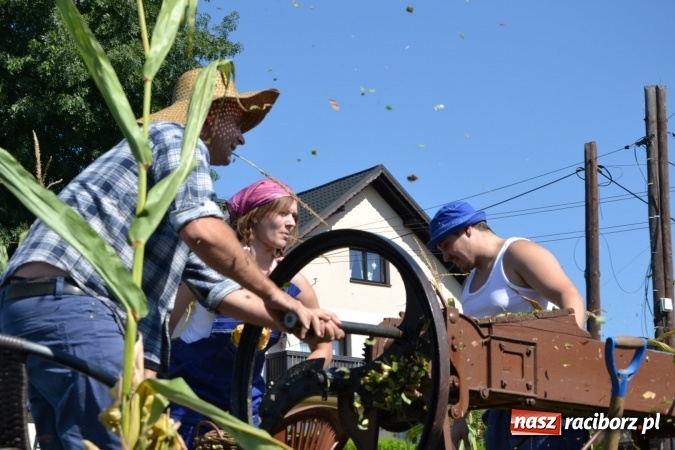 Zdjęcie w galerii na portalu naszraciborz.pl: Dożynki 2016. Owsiszcze i Nowa Wioska świętują razem wiadomości z regionu