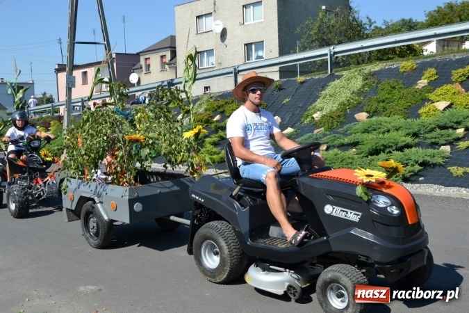 Zdjęcie w galerii na portalu naszraciborz.pl: Dożynki 2016. Owsiszcze i Nowa Wioska świętują razem wiadomości z regionu