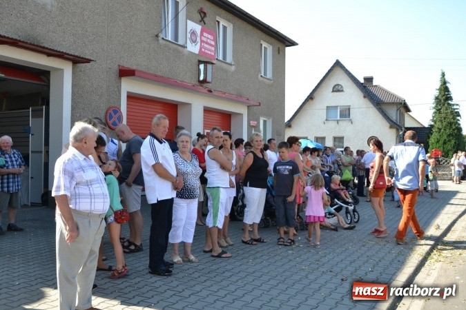 Zdjęcie w galerii na portalu naszraciborz.pl: Dożynki 2016. Owsiszcze i Nowa Wioska świętują razem wiadomości z regionu