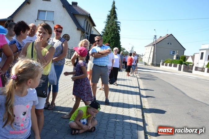 Zdjęcie w galerii na portalu naszraciborz.pl: Dożynki 2016. Owsiszcze i Nowa Wioska świętują razem wiadomości z regionu