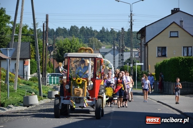 Zdjęcie w galerii na portalu naszraciborz.pl: Dożynki 2016. Owsiszcze i Nowa Wioska świętują razem wiadomości z regionu