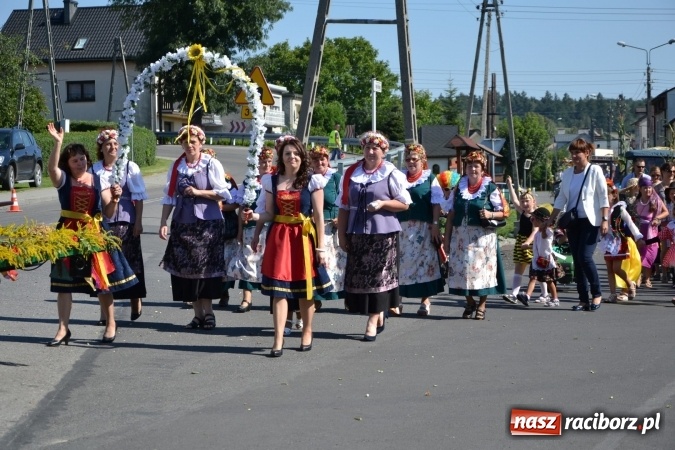 Zdjęcie w galerii na portalu naszraciborz.pl: Dożynki 2016. Owsiszcze i Nowa Wioska świętują razem wiadomości z regionu