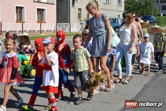 Zdjęcie w galerii na portalu naszraciborz.pl: Dożynki 2016. Owsiszcze i Nowa Wioska świętują razem wiadomości z regionu