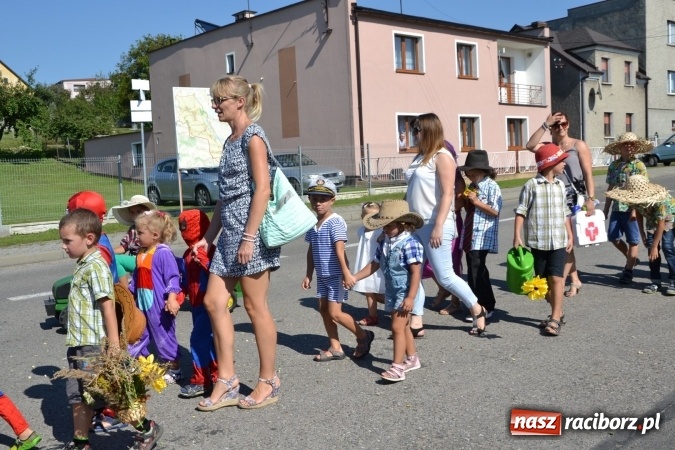 Zdjęcie w galerii na portalu naszraciborz.pl: Dożynki 2016. Owsiszcze i Nowa Wioska świętują razem wiadomości z regionu