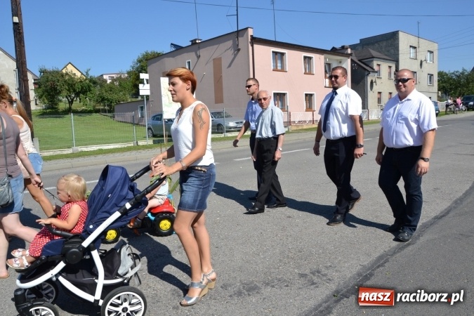 Zdjęcie w galerii na portalu naszraciborz.pl: Dożynki 2016. Owsiszcze i Nowa Wioska świętują razem wiadomości z regionu