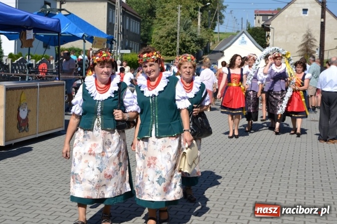 Zdjęcie w galerii na portalu naszraciborz.pl: Dożynki 2016. Owsiszcze i Nowa Wioska świętują razem wiadomości z regionu