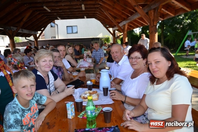 Zdjęcie w galerii na portalu naszraciborz.pl: Dożynki 2016. Owsiszcze i Nowa Wioska świętują razem wiadomości z regionu