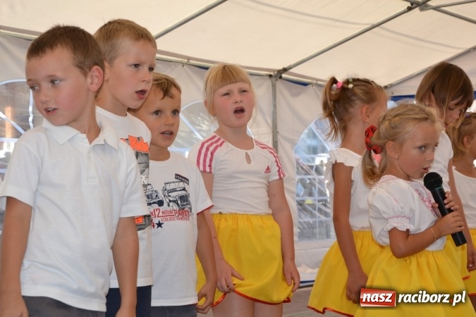 Zdjęcie w galerii na portalu naszraciborz.pl: Dożynki 2016. Owsiszcze i Nowa Wioska świętują razem wiadomości z regionu