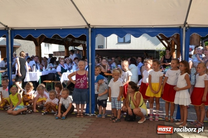 Zdjęcie w galerii na portalu naszraciborz.pl: Dożynki 2016. Owsiszcze i Nowa Wioska świętują razem wiadomości z regionu