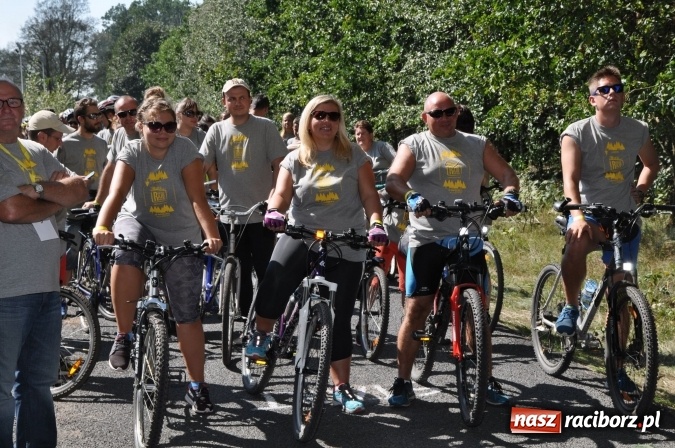 Zdjęcie w galerii na portalu naszraciborz.pl: 18. Rodzinny Rajd Rowerowy szlakiem pożaru w 1992 r. w Kuźni Raciborskiej wiadomości z regionu