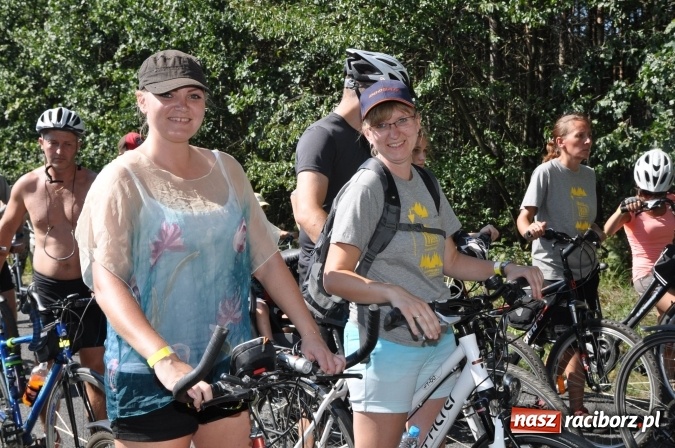 Zdjęcie w galerii na portalu naszraciborz.pl: 18. Rodzinny Rajd Rowerowy szlakiem pożaru w 1992 r. w Kuźni Raciborskiej wiadomości z regionu