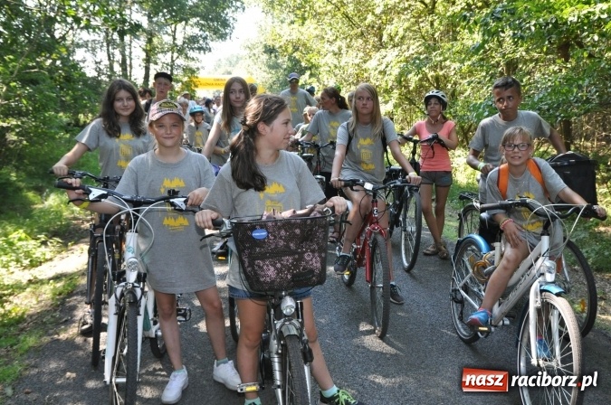 Zdjęcie w galerii na portalu naszraciborz.pl: 18. Rodzinny Rajd Rowerowy szlakiem pożaru w 1992 r. w Kuźni Raciborskiej wiadomości z regionu