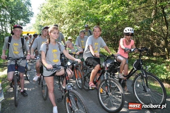 Zdjęcie w galerii na portalu naszraciborz.pl: 18. Rodzinny Rajd Rowerowy szlakiem pożaru w 1992 r. w Kuźni Raciborskiej wiadomości z regionu