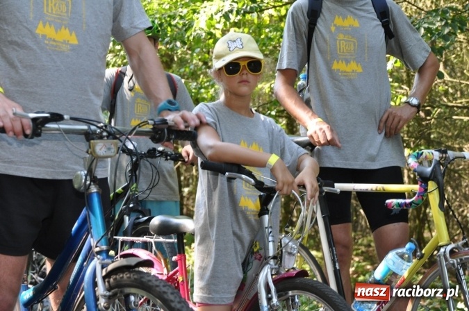Zdjęcie w galerii na portalu naszraciborz.pl: 18. Rodzinny Rajd Rowerowy szlakiem pożaru w 1992 r. w Kuźni Raciborskiej wiadomości z regionu