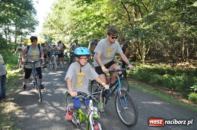 Zdjęcie w galerii na portalu naszraciborz.pl: 18. Rodzinny Rajd Rowerowy szlakiem pożaru w 1992 r. w Kuźni Raciborskiej wiadomości z regionu