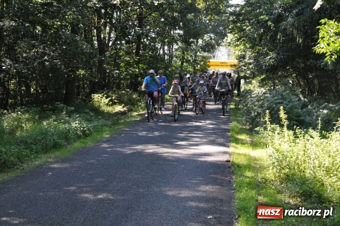 Zdjęcie w galerii na portalu naszraciborz.pl: 18. Rodzinny Rajd Rowerowy szlakiem pożaru w 1992 r. w Kuźni Raciborskiej wiadomości z regionu