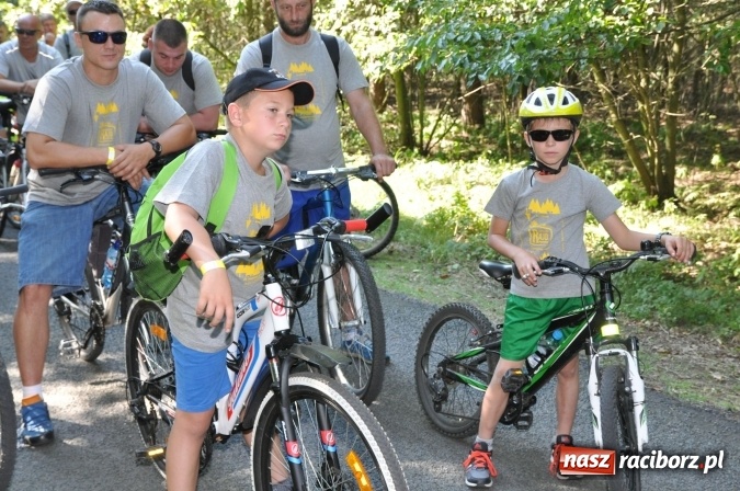 Zdjęcie w galerii na portalu naszraciborz.pl: 18. Rodzinny Rajd Rowerowy szlakiem pożaru w 1992 r. w Kuźni Raciborskiej wiadomości z regionu