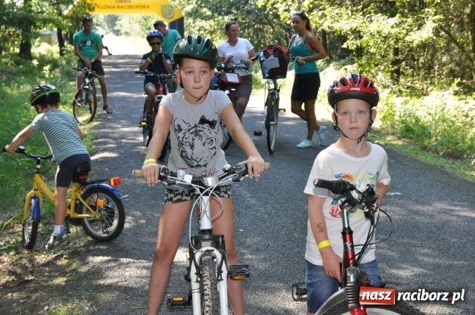 Zdjęcie w galerii na portalu naszraciborz.pl: 18. Rodzinny Rajd Rowerowy szlakiem pożaru w 1992 r. w Kuźni Raciborskiej wiadomości z regionu