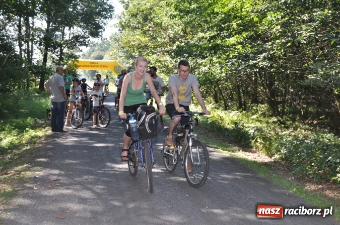 Zdjęcie w galerii na portalu naszraciborz.pl: 18. Rodzinny Rajd Rowerowy szlakiem pożaru w 1992 r. w Kuźni Raciborskiej wiadomości z regionu