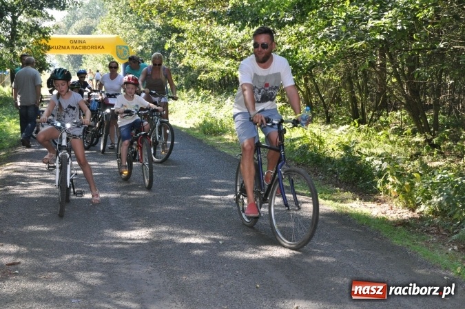 Zdjęcie w galerii na portalu naszraciborz.pl: 18. Rodzinny Rajd Rowerowy szlakiem pożaru w 1992 r. w Kuźni Raciborskiej wiadomości z regionu