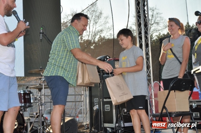 Zdjęcie w galerii na portalu naszraciborz.pl: 18. Rodzinny Rajd Rowerowy szlakiem pożaru w 1992 r. w Kuźni Raciborskiej wiadomości z regionu