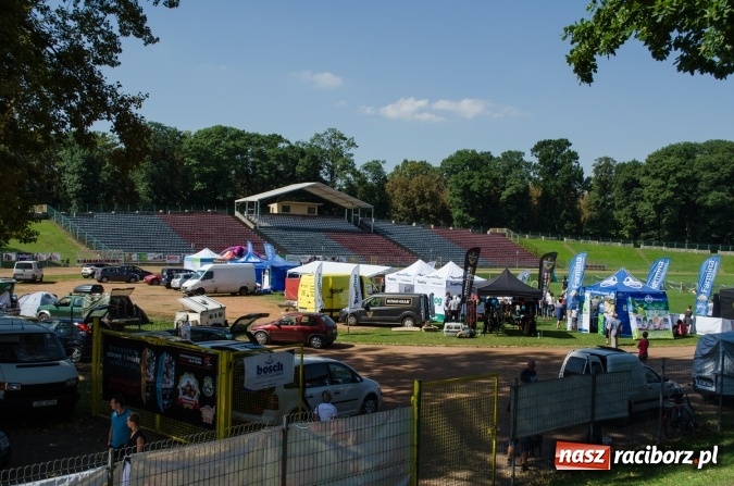 Zdjęcie w galerii na portalu naszraciborz.pl: Psie zmagania podczas drugiego dnia zawodów w mondioringu  wiadomości z regionu