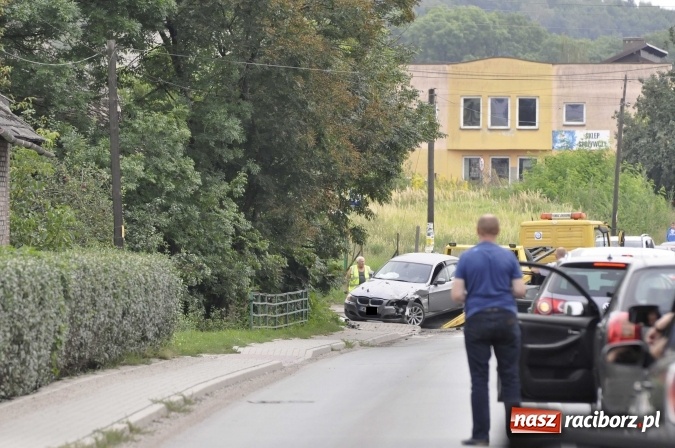 Zdjęcie w galerii na portalu naszraciborz.pl: Zdarzenia z udziałem samochodów osobowych - wczoraj w Brzeziu, dzisiaj w Samborowicach wiadomości z regionu