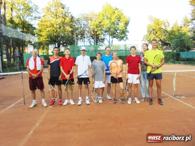 Zdjęcie w galerii na portalu naszraciborz.pl: Turniej tenisowy z okazji obchodów Dnia Energetyka  wiadomości z regionu