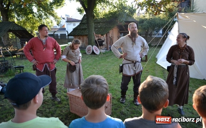 Zdjęcie w galerii na portalu naszraciborz.pl: Tydzień z kulturą i nocne obozowisko na zakończenie wakacji z RCK  wiadomości z regionu