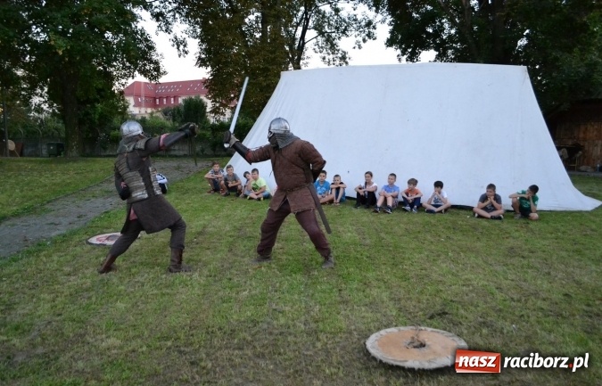 Zdjęcie w galerii na portalu naszraciborz.pl: Tydzień z kulturą i nocne obozowisko na zakończenie wakacji z RCK  wiadomości z regionu