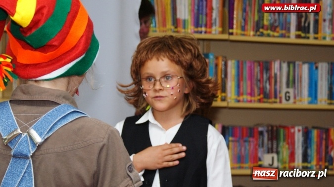 Zdjęcie w galerii na portalu naszraciborz.pl: Wielki finał wakacyjnych podróży po literaturze z raciborską biblioteką wiadomości z regionu