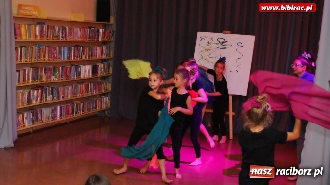 Zdjęcie w galerii na portalu naszraciborz.pl: Wielki finał wakacyjnych podróży po literaturze z raciborską biblioteką wiadomości z regionu