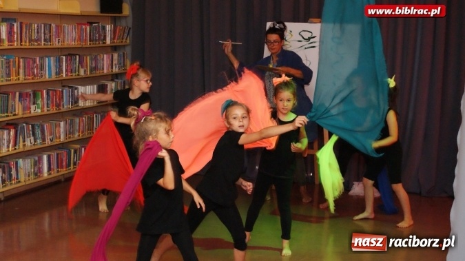 Zdjęcie w galerii na portalu naszraciborz.pl: Wielki finał wakacyjnych podróży po literaturze z raciborską biblioteką wiadomości z regionu