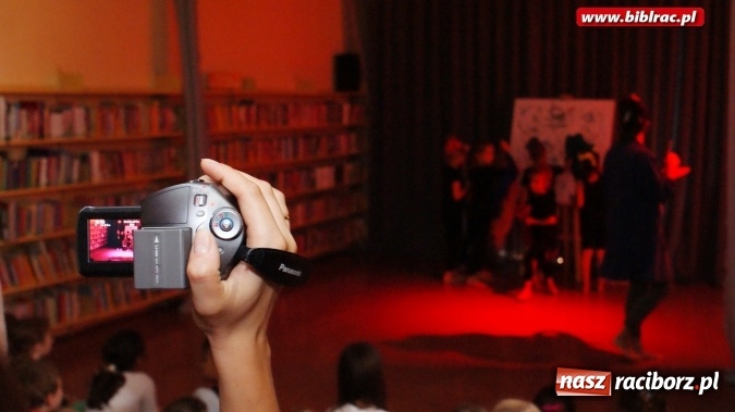 Zdjęcie w galerii na portalu naszraciborz.pl: Wielki finał wakacyjnych podróży po literaturze z raciborską biblioteką wiadomości z regionu