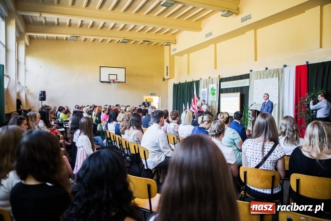 Zdjęcie w galerii na portalu naszraciborz.pl: Rok szkolny rozpocząć czas! W G1 odbyła się miejska inauguracja  wiadomości z regionu
