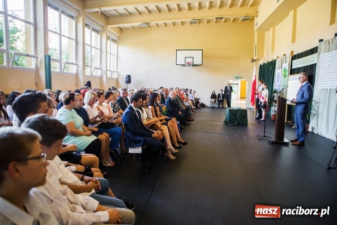 Zdjęcie w galerii na portalu naszraciborz.pl: Rok szkolny rozpocząć czas! W G1 odbyła się miejska inauguracja  wiadomości z regionu