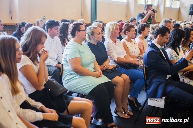 Zdjęcie w galerii na portalu naszraciborz.pl: Rok szkolny rozpocząć czas! W G1 odbyła się miejska inauguracja  wiadomości z regionu