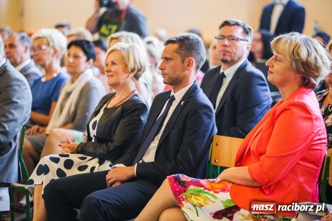 Zdjęcie w galerii na portalu naszraciborz.pl: Rok szkolny rozpocząć czas! W G1 odbyła się miejska inauguracja  wiadomości z regionu