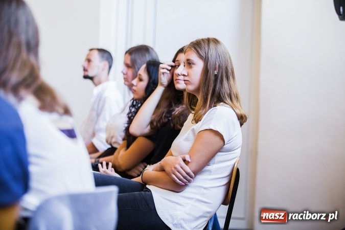 Zdjęcie w galerii na portalu naszraciborz.pl: Rok szkolny rozpocząć czas! W G1 odbyła się miejska inauguracja  wiadomości z regionu
