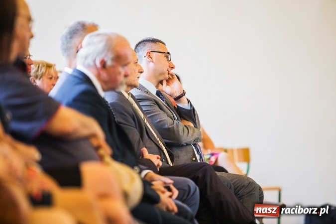 Zdjęcie w galerii na portalu naszraciborz.pl: Rok szkolny rozpocząć czas! W G1 odbyła się miejska inauguracja  wiadomości z regionu
