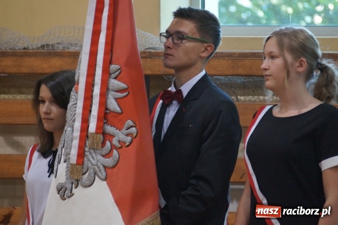 Zdjęcie w galerii na portalu naszraciborz.pl: Nowy rok szkolny w Nędzy bez pierwszaków i tyt  wiadomości z regionu