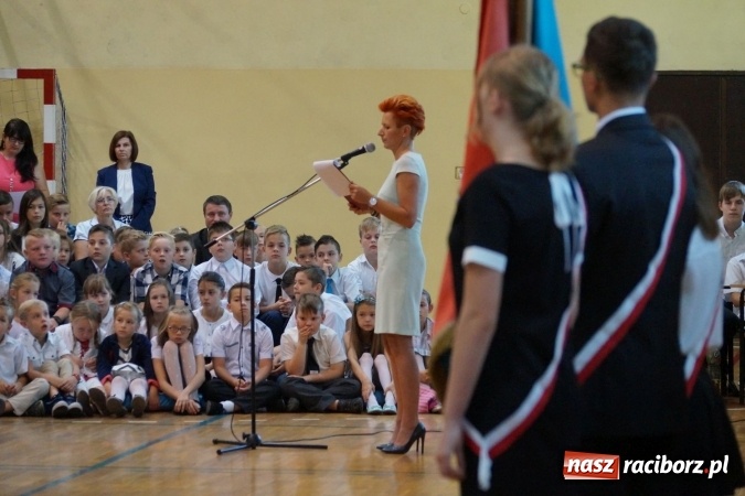 Zdjęcie w galerii na portalu naszraciborz.pl: Nowy rok szkolny w Nędzy bez pierwszaków i tyt  wiadomości z regionu