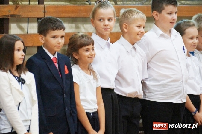 Zdjęcie w galerii na portalu naszraciborz.pl: Nowy rok szkolny w Nędzy bez pierwszaków i tyt  wiadomości z regionu