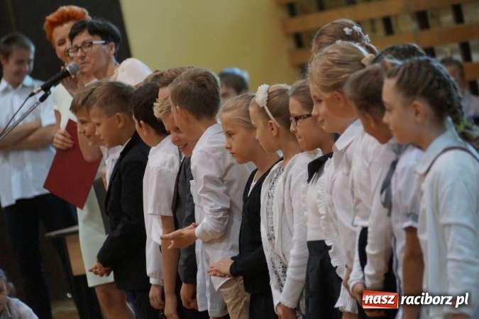 Zdjęcie w galerii na portalu naszraciborz.pl: Nowy rok szkolny w Nędzy bez pierwszaków i tyt  wiadomości z regionu